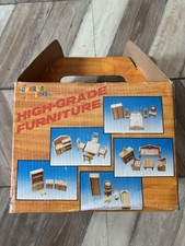 Holz-Puppenmöbel Set für 5