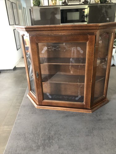 Bezaubernde alte hängevitrine - bezaubernde,