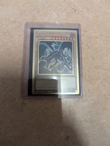 Rotäugiger - yu-gi-oh!,