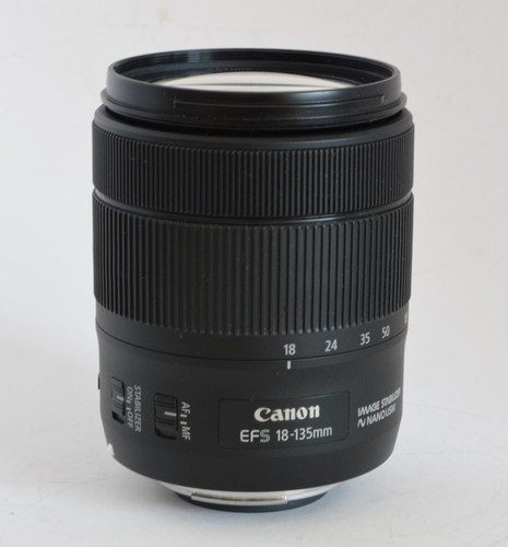 Canon 135mm 5 - 3.5-5.6, is