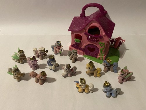 Filly pferde haus mit - haus,