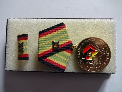 Ddr medaille für treue und - ddr,