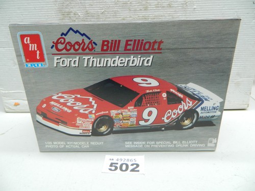 Amt ertl model kit - 1:25,