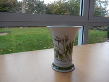 Kleine Blumenvase von Hutschenreuther mit Rosenmotiv