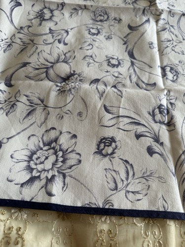 Alte tischdecke mitteldecke - tischdecke,