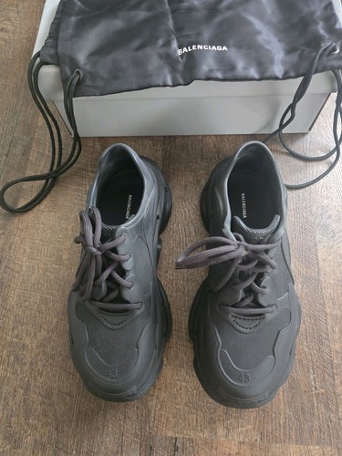 Original balenciaga triple - original,