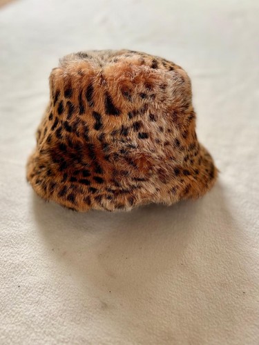 Leo pelz hut animal look - leo,