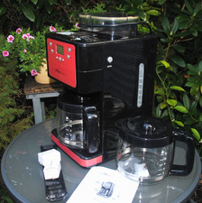 Coffeemaxx..Kaffeemaschine mit Mahlwerk und Filter, 2 Glaskannen...12 Tassen