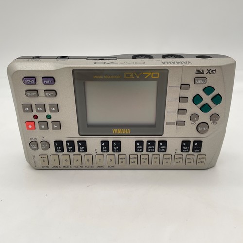 Yamaha qy70 midi - yamaha, musik