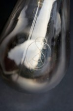 alte Kohlefadenlampe DEFEKT zur Dekoration