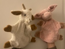 zwei Handpuppen von Kallisto