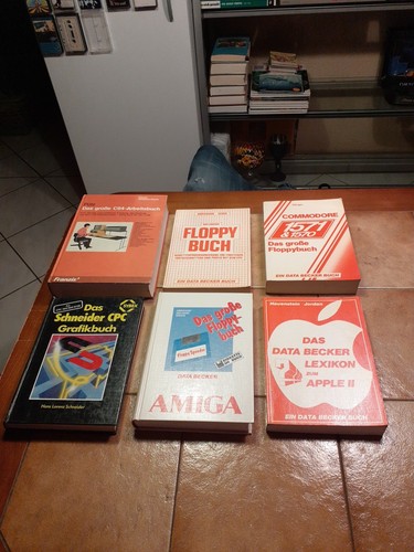 Alte bücher amiga - bücher, apple