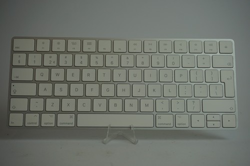 Apple magic keyboard - magic,
