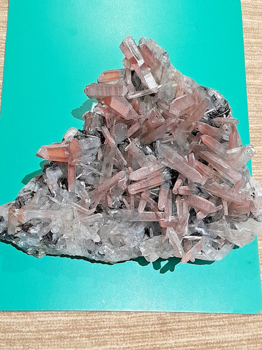 Quarzstufe mit hämatit - quarzstufe,