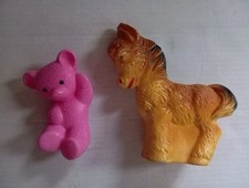 Rarität Alte DDR Spardose Plastik Pferd/ Esel, und Plastik Bär Rosa mit Noppen