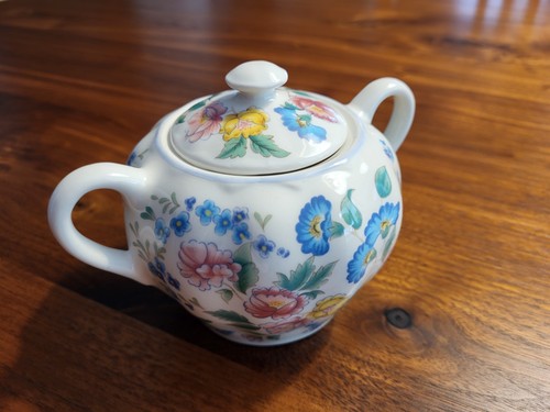 Laura ashley set - set, hazelbury