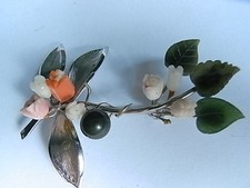 Vintage Brosche mit Korallen