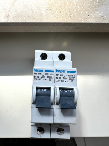 2st hager mb116 b16 - 2st.,