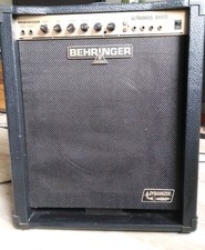 Bassverstärker Behringer
