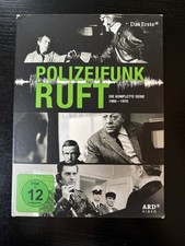 Polizeifunk ruft die - ruft,