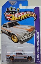 Hot Wheels 2013/237 - Muscle Mania - '65 Mustang 2+2 Fastback /K23