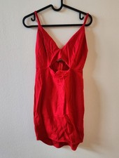 Sexy Damen Minikleid Trägerkleid Bodycon mit Cut-out rot Gr. M / 38 Party hot