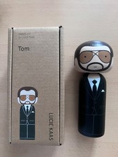 Lucie Kaas Tom Ford wooden