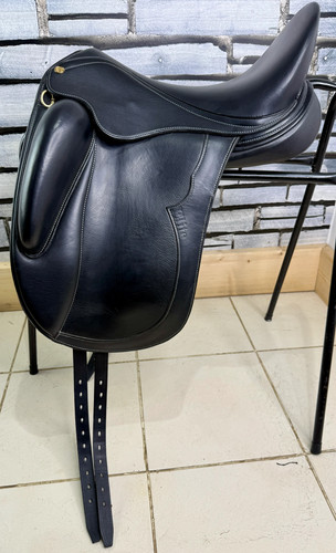 Wide stride free - stride,