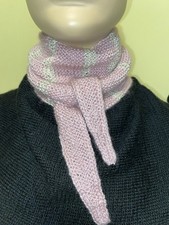 Sophie  Schal Scarf aus Seide und Merino handgestrickt 116 cm