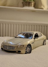 1:18 Maserati Quattroporte (HotWheels)