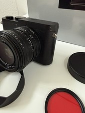 Leica Q2 47MP Monochrome