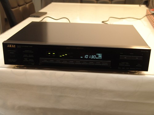 Akai fm stereo tuner - akai, am/fm