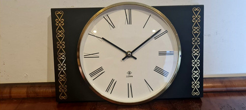 Wanduhr 15 steine - -,