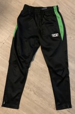 Saller neuwertige, lange Sporthose Trainingshose Schwarz / grün Gr 152