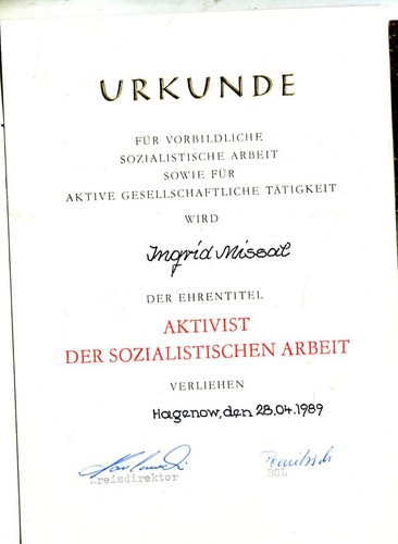 Ddr urkunde aktivist - aktivist, der