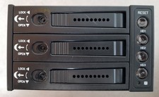 JouJye JJ-2131SS SATA / SAS Backplane 3x 3,5" HDD-Adapter Wechselrahmen