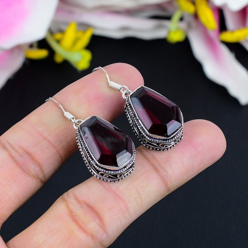 Roter granat edelstein - granat,