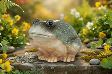 Frosch aus Keramik in