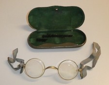 ALT_Schießbrille in altem Etui_Nickelbrille_Stoff statt Bügel_für Atemschutz gee