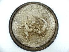Altes Wandbild Gips Relief Bacchus Nymphen und Satyrn Ø 32 cm