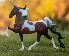Breyer NEW * Ideal Saddlebred