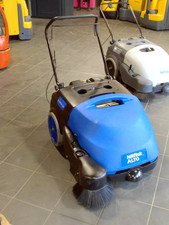 Nilfisk Floortec 350 Kehrsaugmaschine Elektrokehrmaschine Kehrmaschine