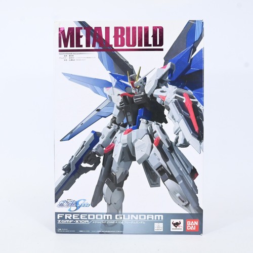 Bandai metal build freedom - bandai,