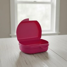 TUPPERWARE C55 SNACKY