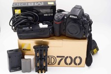 Nikon D700 mit Nikon-Batteriegriff MB-D10, 11 316 Klicks