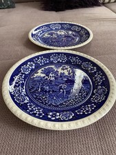 2 Teller aus der Kollektion Rusticana von Villeroy & Boch#Servierteller