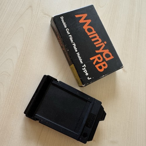 Mamiya type j cut - 67:,