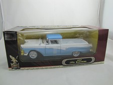 55/3/0863 Yat Ming 1957 Ford Ranchero - weiß-blau - 1:18