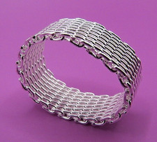 Kettenring, sehr modern und