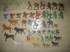 TIM MEE    RITTER und PFERDE, LANZEN , ca. 45 und 70 MM,    KONVOLUT 